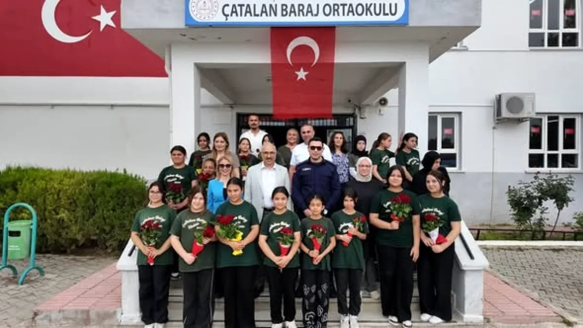 Çatalan Baraj Ortaokulu'nda Açık Sınıf Projesi İncelendi Çatalan Baraj Ortaokulu'nda Açık Sınıf Projesi İncelendi