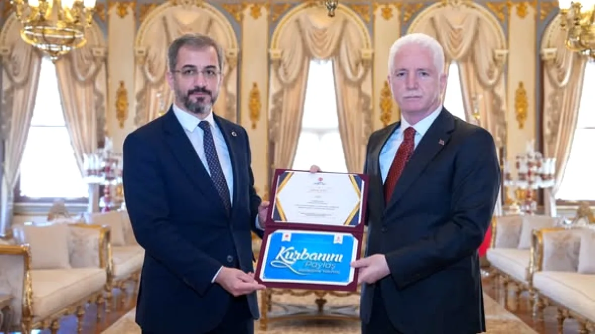Cumhurbaşkanı Erdoğan Çamlıca Camii'nde: 333 Hafız İçin İcazet Töreni Cumhurbaşkanı Erdoğan Çamlıca Camii'nde: 333 Hafız İçin İcazet Töreni