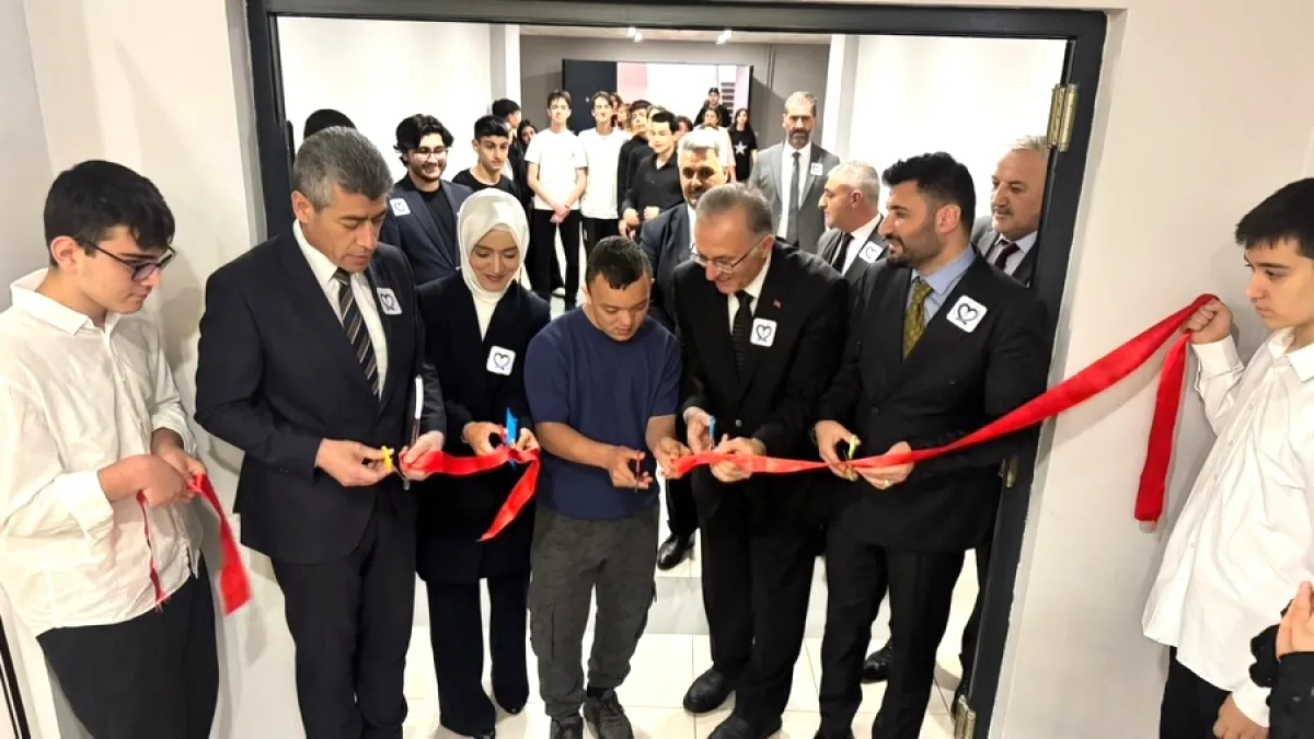 Ataşehir'de Engelliler Haftası Farkındalık Programı Ataşehir'de Engelliler Haftası Farkındalık Programı