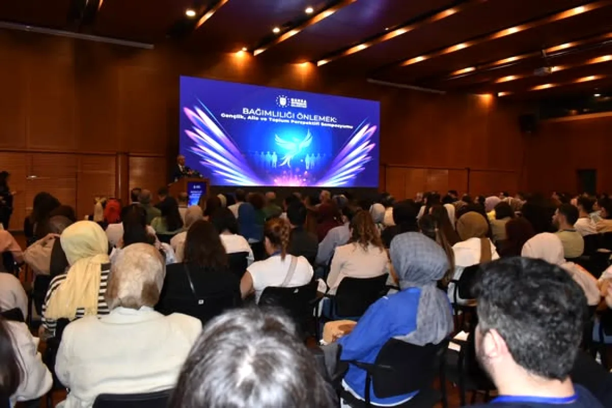 Bursa'da Bağımlılıkla Mücadele İçin Önemli Adım: Sempozyum Bursa'da Bağımlılıkla Mücadele İçin Önemli Adım: Sempozyum