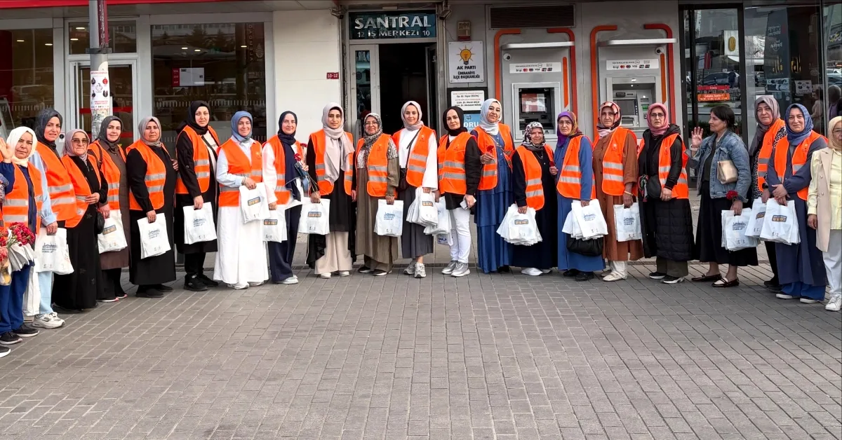 AK Parti Ümraniye Kadın Kolları'ndan İlçe Geneli Saha Hamlesi AK Parti Ümraniye Kadın Kolları'ndan İlçe Geneli Saha Hamlesi