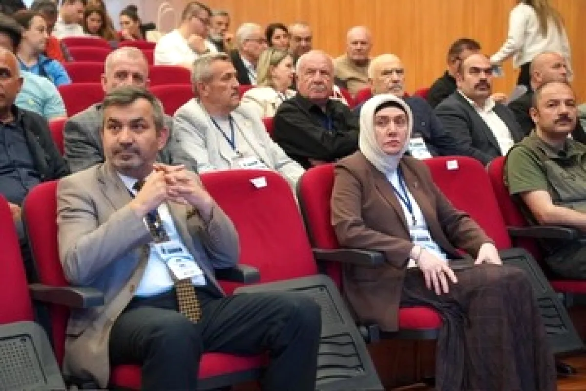 İznik Gölü'nde Kuruma Alarmı: Kritik Verilerle Masaya Yatırıldı İznik Gölü'nde Kuruma Alarmı: Kritik Verilerle Masaya Yatırıldı