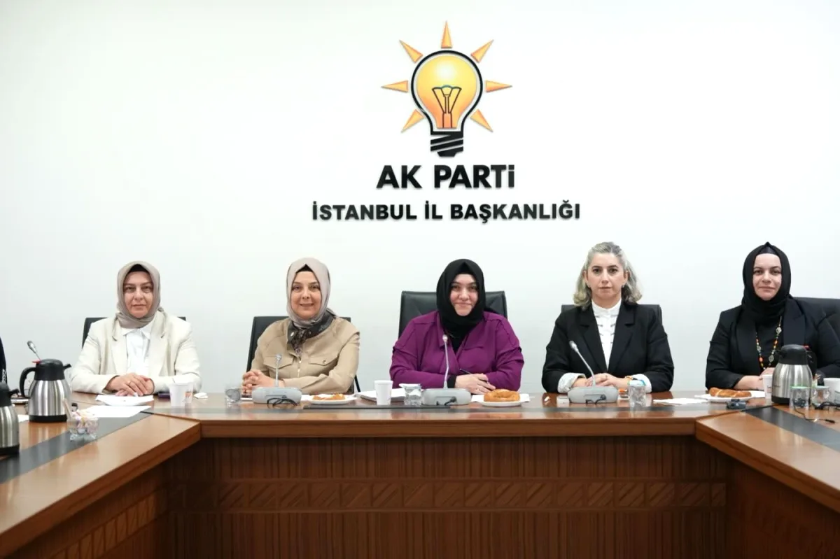 Bahçelievler AK Parti Kadın Kolları Yerel Yönetimler Toplantısı Yapıldı Bahçelievler AK Parti Kadın Kolları Yerel Yönetimler Toplantısı Yapıldı
