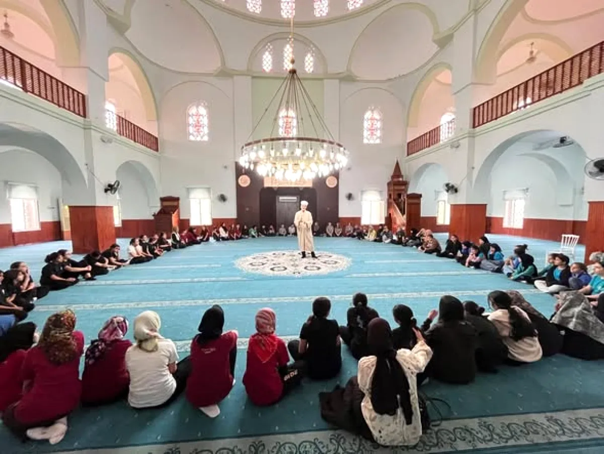 Yüreğir'de ÇEDES Şenliği: Gençler Camide Buluştu Yüreğir'de ÇEDES Şenliği: Gençler Camide Buluştu
