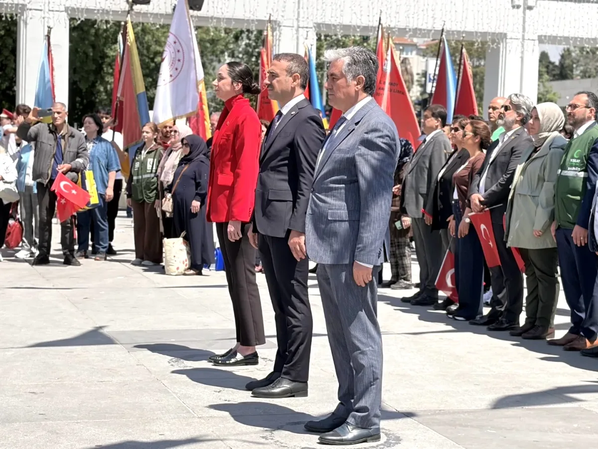Bakırköy'de 15-21 Mayıs Gençlik Haftası Coşkusu Bakırköy'de 15-21 Mayıs Gençlik Haftası Coşkusu