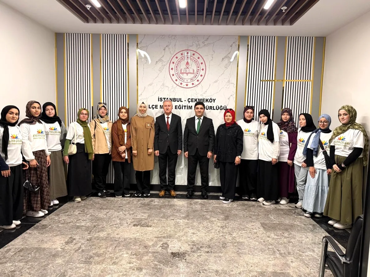 Çekmeköy'den Mersin'e İlmî Hicret: 12 Öğrenci Evliya Çelebi Programı ile Buluştu Çekmeköy'den Mersin'e İlmî Hicret: 12 Öğrenci Evliya Çelebi Programı ile Buluştu