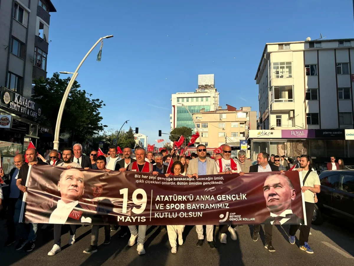 Beykoz'da 19 Mayıs Coşkusu: Gençlik Yürüyüşüyle Cumhuriyet Ruhu Yeniden Hayat Buldu Beykoz'da 19 Mayıs Coşkusu: Gençlik Yürüyüşüyle Cumhuriyet Ruhu Yeniden Hayat Buldu