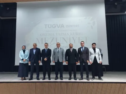 Esenyurt'ta Gurur Tablosu: 400 Kursiyer Okuma Yazma Öğrendi