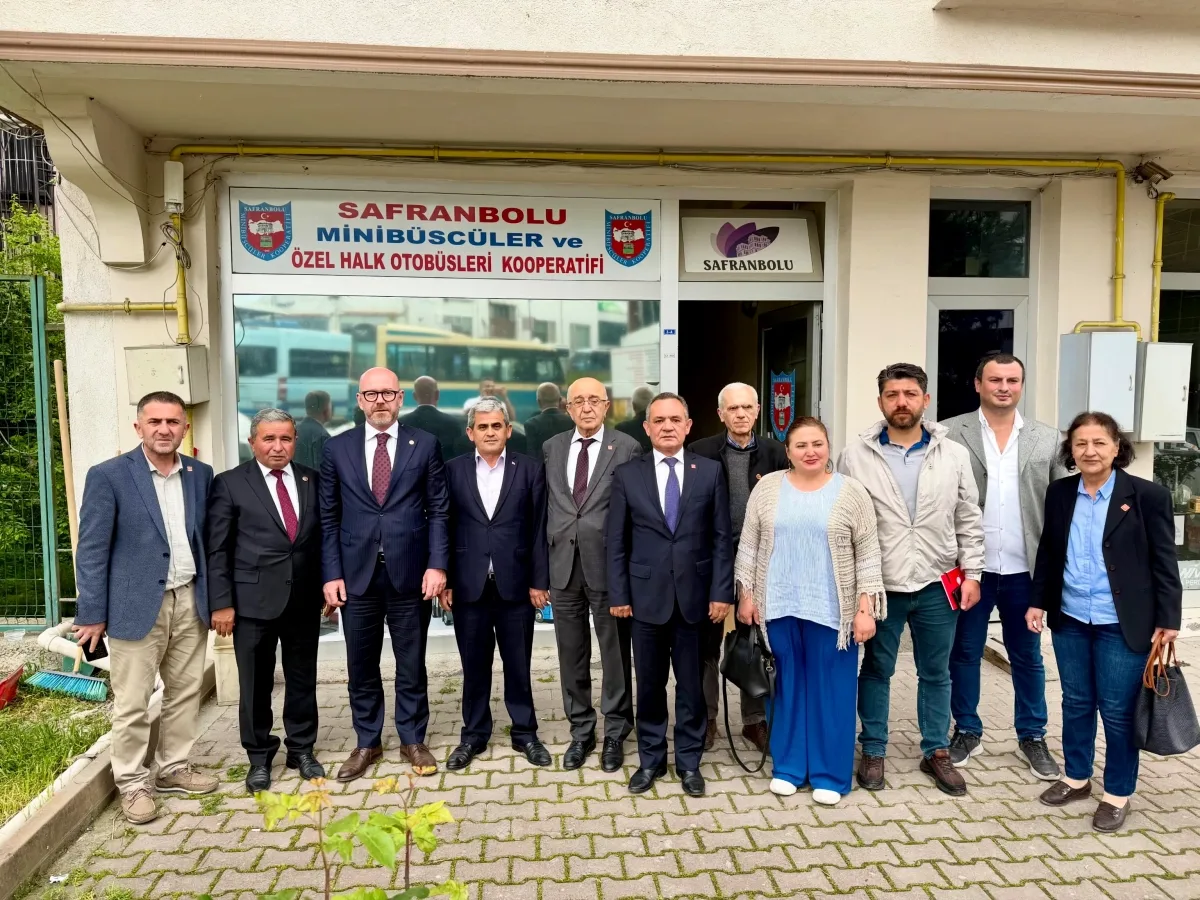 CHP'li Sarı Safranbolu'da Masaya Yattı: Esnafın Ekonomik Çıkmazına Çözüm Arandı CHP'li Sarı Safranbolu'da Masaya Yattı: Esnafın Ekonomik Çıkmazına Çözüm Arandı