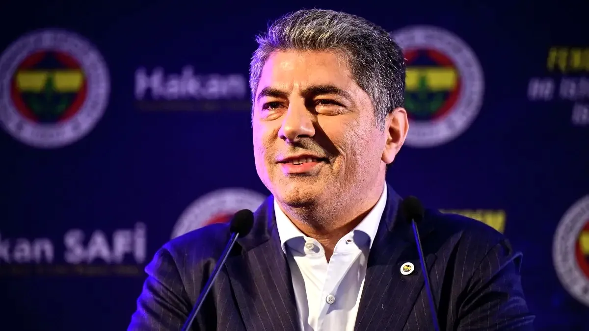Fenerbahçe'de Hakan Safi'den Flaş Maldini ve Yeni Teknik Direktör Açıklaması Fenerbahçe'de Hakan Safi'den Flaş Maldini ve Yeni Teknik Direktör Açıklaması