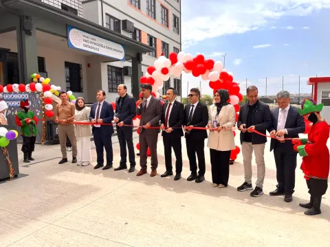 Gebze'de TÜBİTAK 4006 Bilim Fuarı Açıldı