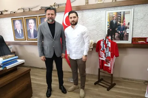 MHP Alanya'dan Antalya İl Başkanı Sadullah Güneş'e Ziyaret MHP Alanya'dan Antalya İl Başkanı Sadullah Güneş'e Ziyaret