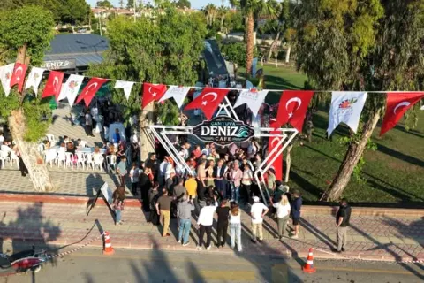 Çamyuva'ya Yeni Sosyal Alan: Kemer Belediyesi Deniz Kafe Açıldı Çamyuva'ya Yeni Sosyal Alan: Kemer Belediyesi Deniz Kafe Açıldı
