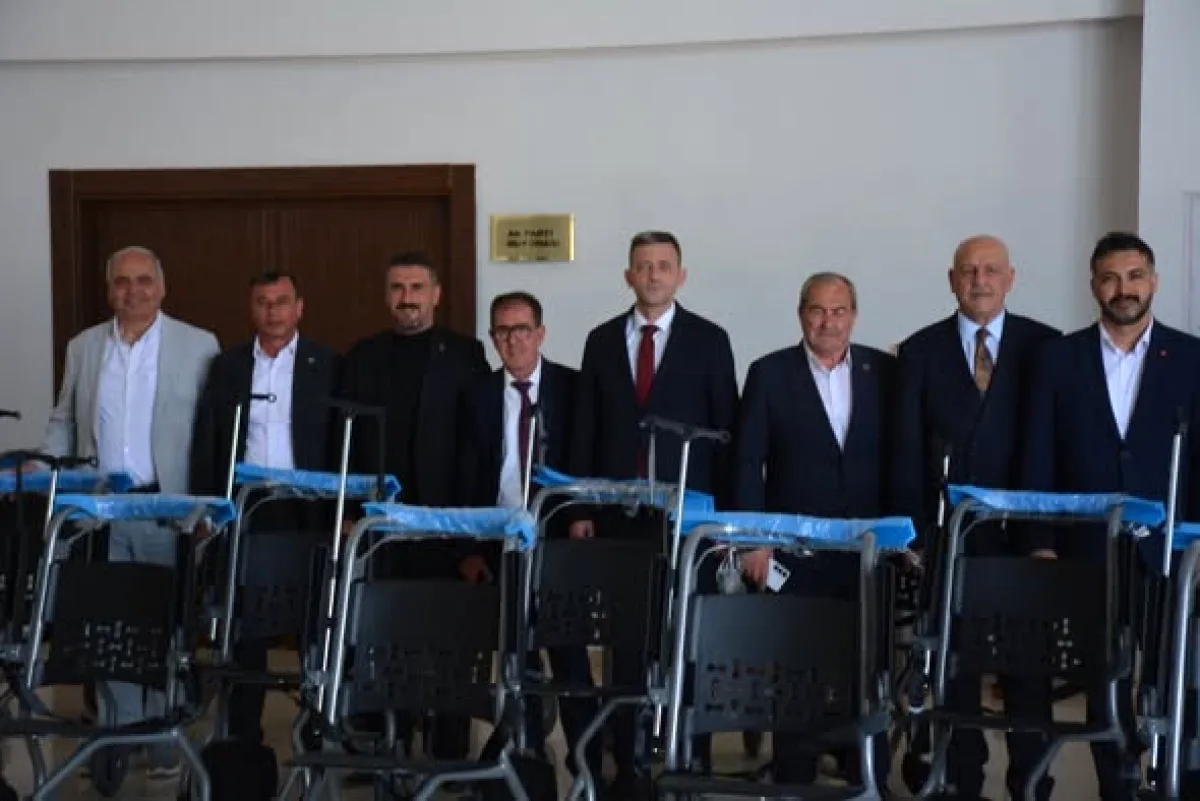 Sinanpaşa'da Anneler Günü Festivali: Esnaf Desteği ve Kadınların Daveti Sinanpaşa'da Anneler Günü Festivali: Esnaf Desteği ve Kadınların Daveti