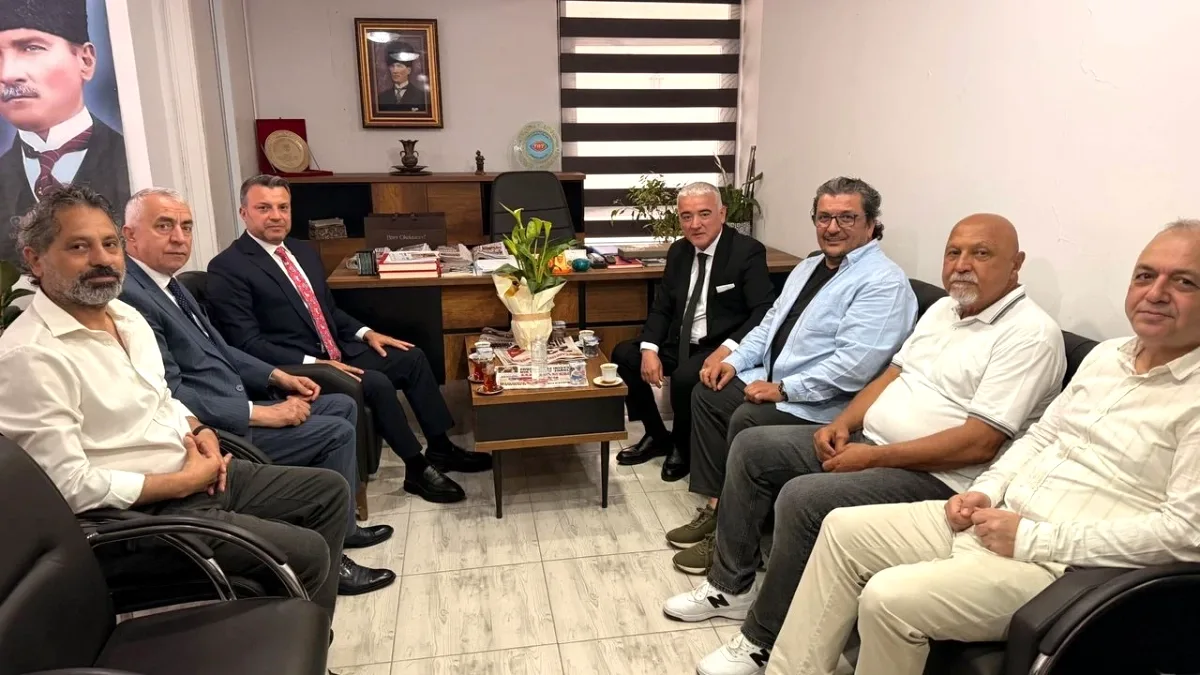 Kocaispir'den ÇGC'ye Nezaket Ziyareti: "Adana ile Bağımız Kopmayacak" Kocaispir'den ÇGC'ye Nezaket Ziyareti: "Adana ile Bağımız Kopmayacak"