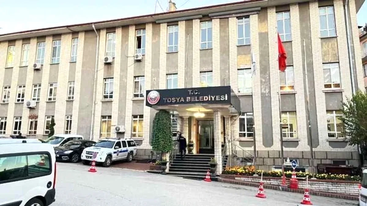 Tosya'da Arefe Gününe Özel Ücretsiz Mezarlık Otobüsleri Tosya'da Arefe Gününe Özel Ücretsiz Mezarlık Otobüsleri