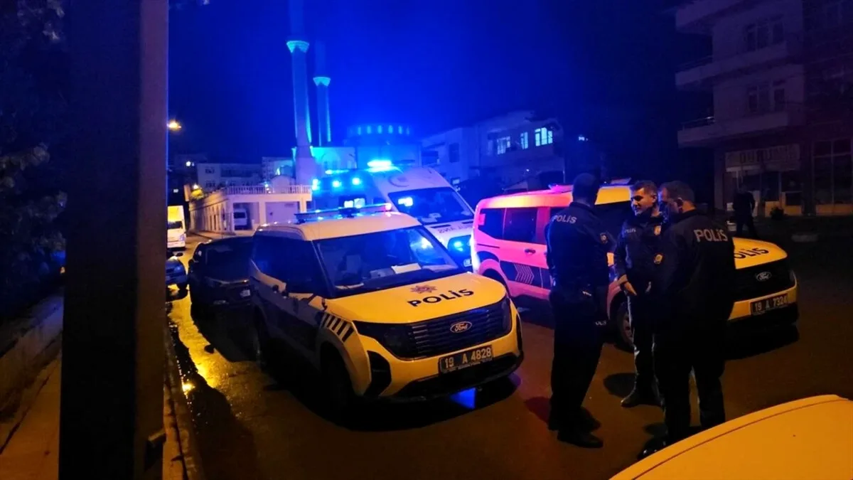 Çorum'da 17 Yaşındaki İki Genç Bıçakla Yaralandı Çorum'da 17 Yaşındaki İki Genç Bıçakla Yaralandı
