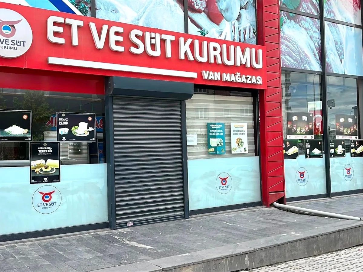Van'da ESK Mağazaları Kapatıldı Van'da ESK Mağazaları Kapatıldı