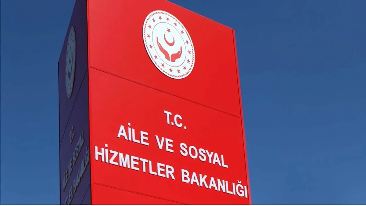 Sosyal Yardımda Yeni Dönem: SHM'lere İŞKUR Yetkisi Verildi Sosyal Yardımda Yeni Dönem: SHM'lere İŞKUR Yetkisi Verildi