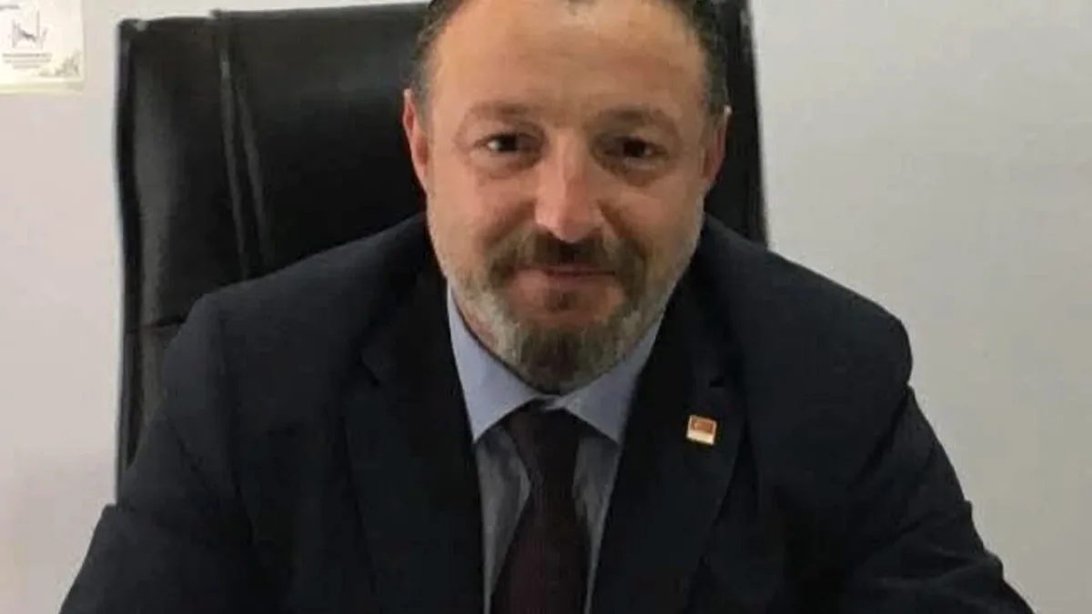 Eski CHP Armutlu İlçe Başkanı Ali Çetinkaya İstifa Etti Eski CHP Armutlu İlçe Başkanı Ali Çetinkaya İstifa Etti