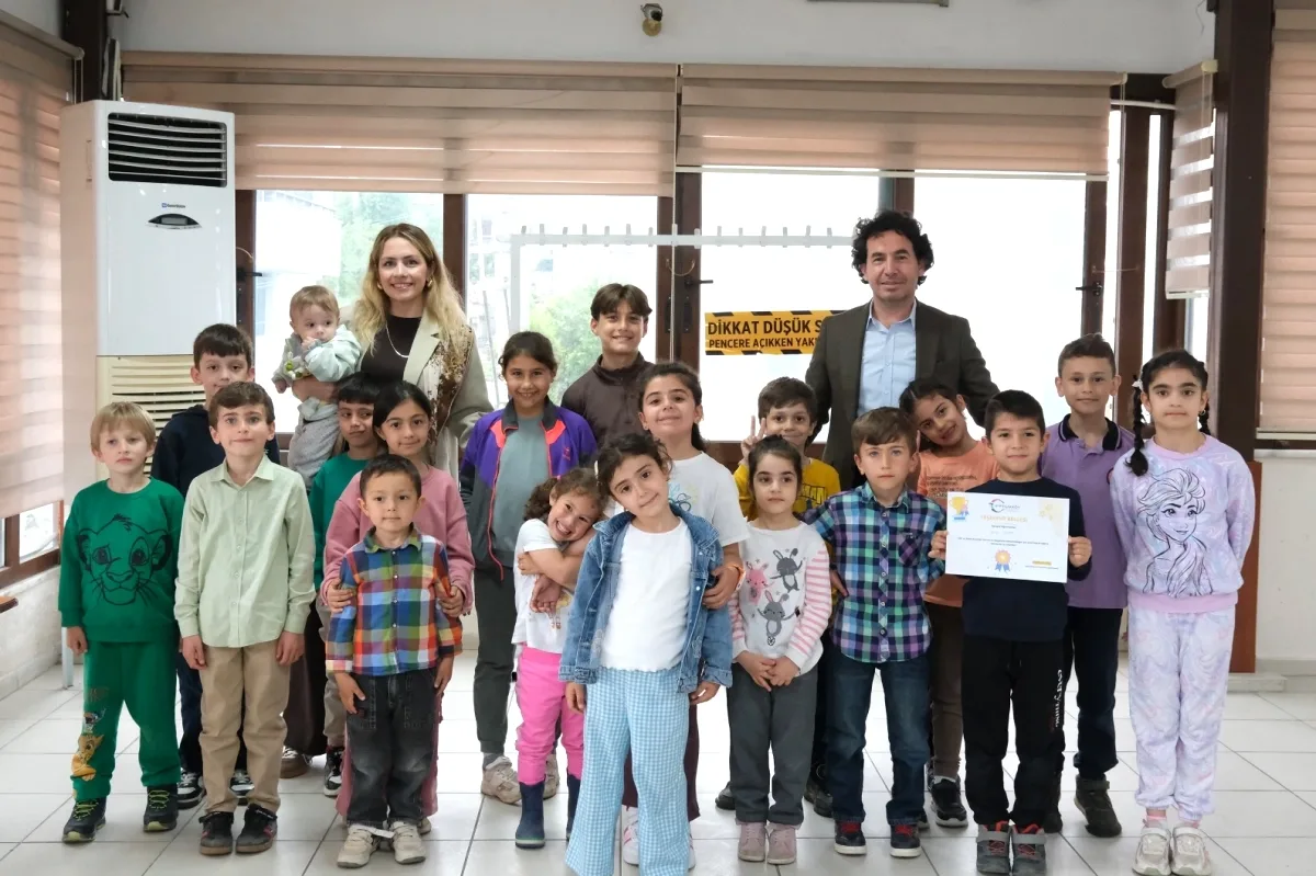 Çiftlikköy'de Akıl Zekâ Oyunları Kursu Sertifika Töreni Düzenlendi Çiftlikköy'de Akıl Zekâ Oyunları Kursu Sertifika Töreni Düzenlendi