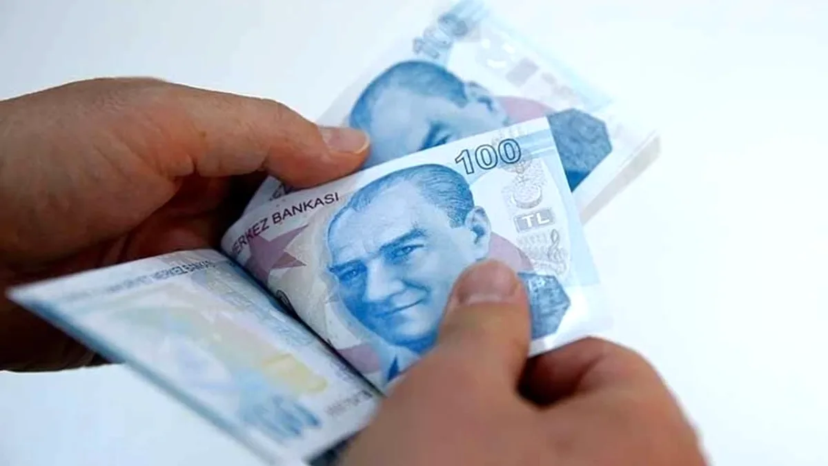 Yaşlı ve Engelli Aylıkları Hesaplara Yatırılmaya Başlandı Yaşlı ve Engelli Aylıkları Hesaplara Yatırılmaya Başlandı