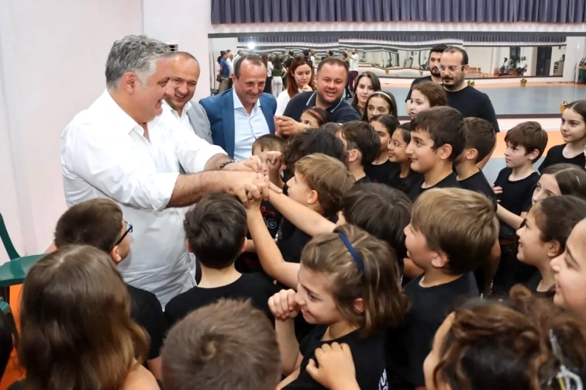 Yalova'nın Minik Halk Oyuncuları Türkiye Şampiyonası'na Hazırlanıyor Yalova'nın Minik Halk Oyuncuları Türkiye Şampiyonası'na Hazırlanıyor