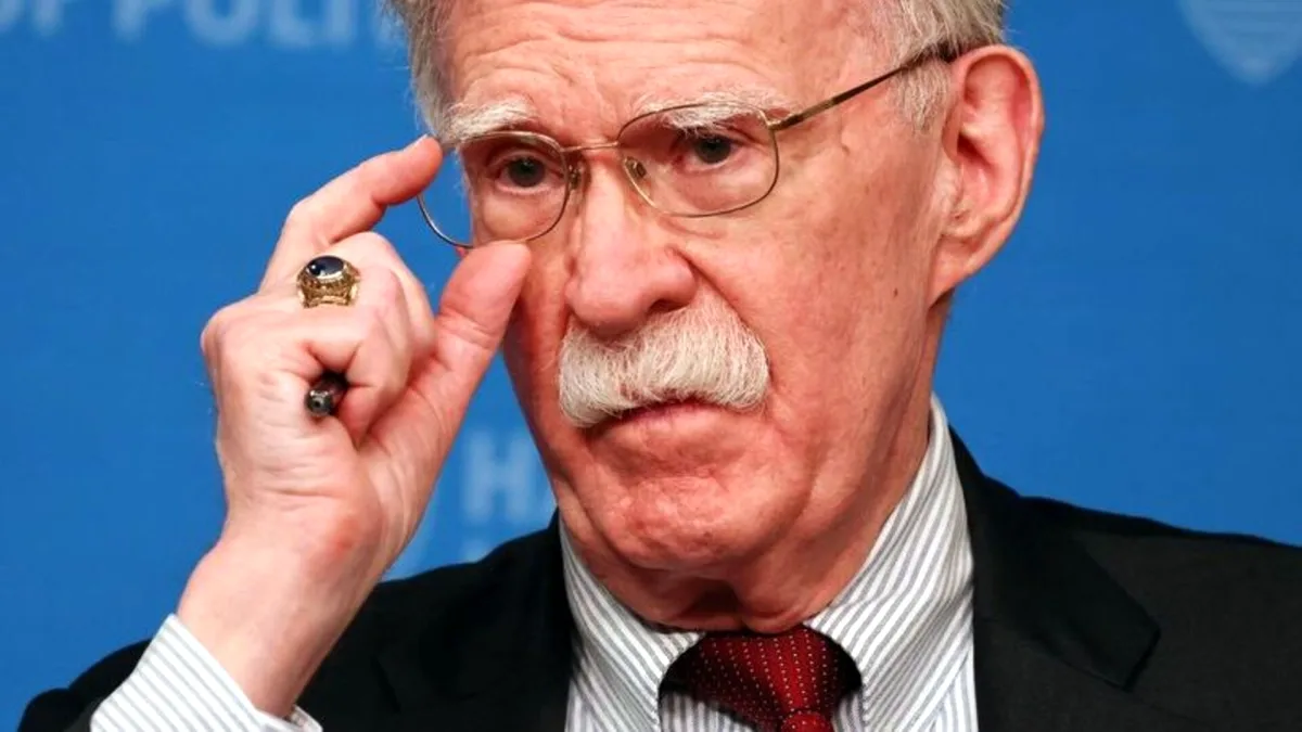 Trump, Eski Danışmanı Bolton'ı "Savaş Düşkünü" Olarak Nitelendirdi ve İtiraf Anlaşmasını Eleştirdi Trump, Eski Danışmanı Bolton'ı "Savaş Düşkünü" Olarak Nitelendirdi ve İtiraf Anlaşmasını Eleştirdi