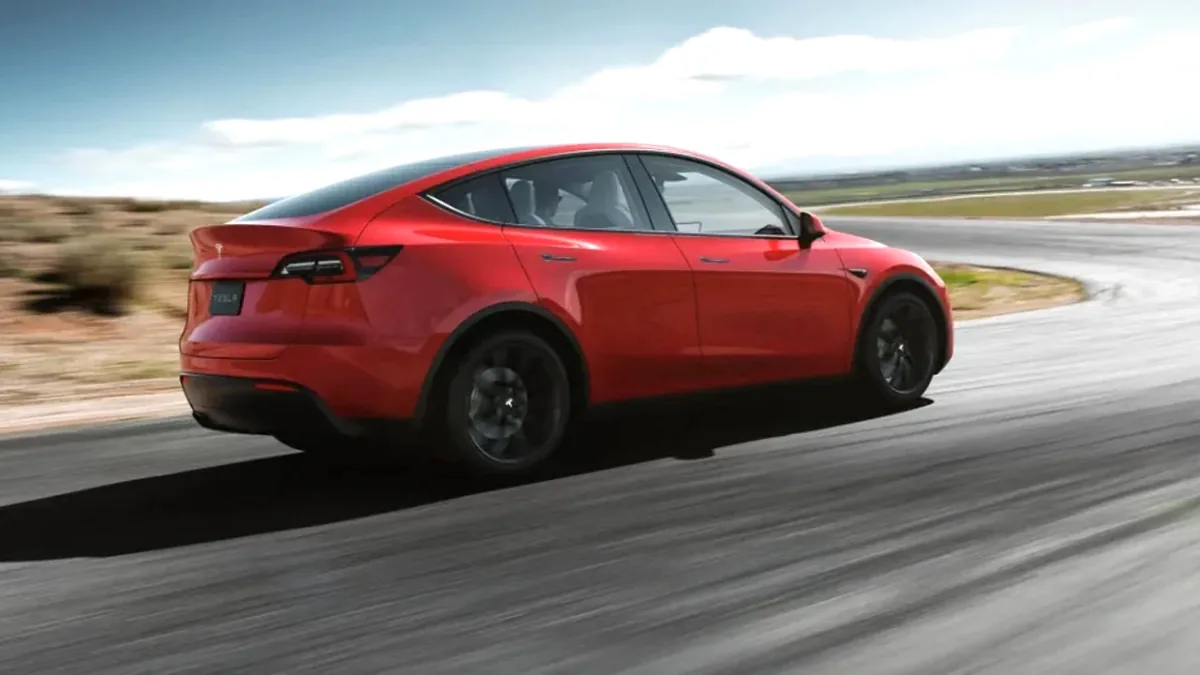 Tesla Türkiye Fiyatları Haziran'da Sabit Kaldı: FSD Artık Yalnızca Abonelikle Tesla Türkiye Fiyatları Haziran'da Sabit Kaldı: FSD Artık Yalnızca Abonelikle