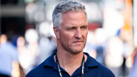 Ralf Schumacher, Laura Wontorra'ya Sert Tepki Gösterdi: "Üzerime Gelmesi Yerinde Değildi"