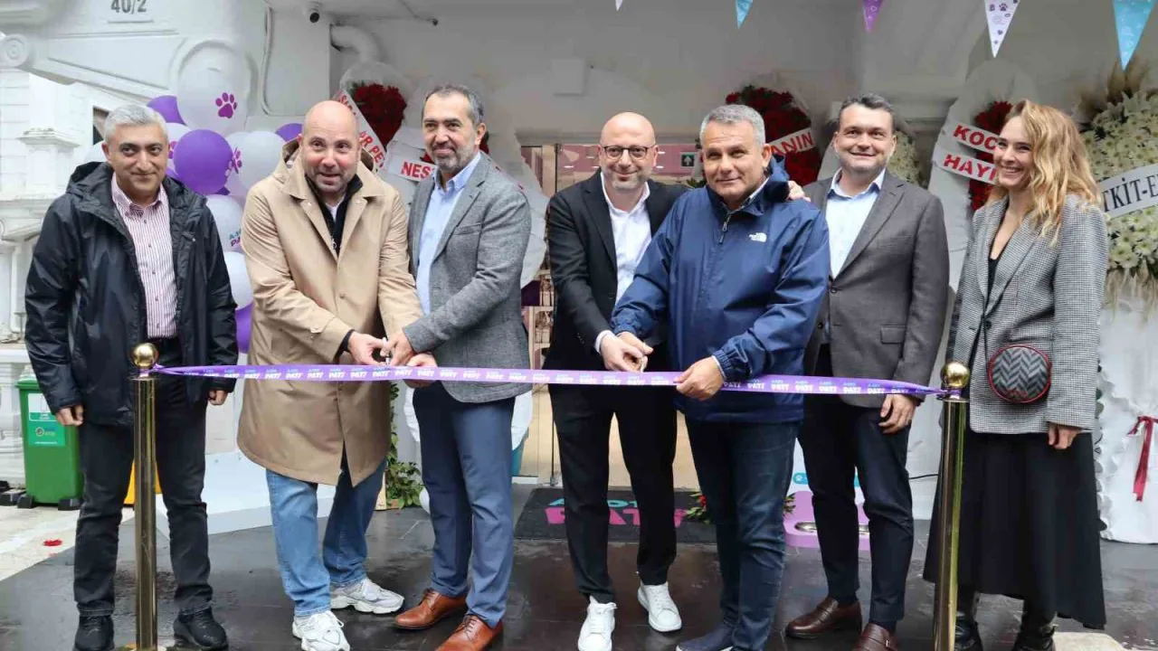 A101 Pati mağazaları hizmete girdi: İlk şube İstanbul'da açıldı A101 Pati mağazaları hizmete girdi: İlk şube İstanbul'da açıldı