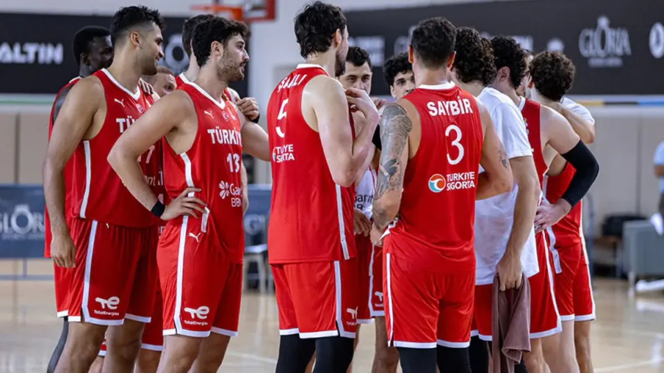 A Milli Basketbol Takımı Bosna Hersek'i Devirdi: Namağlup Lider görseli