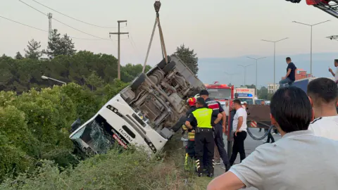 Samsun Çarşamba'da Otobüs Devrildi: 21 Yaralı