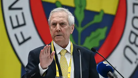 Fenerbahçe Altyapı İçin Belçikalı Teknik Direktör Chris Van Puyvelde'yi Getiriyor