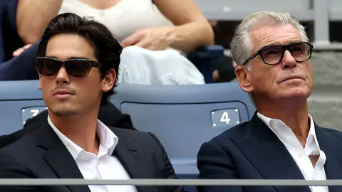 Pierce Brosnan ve oğlu Paris, US Open finalinde şık birleşti