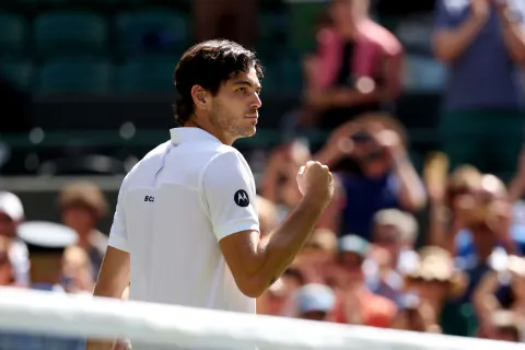 Taylor Fritz'den Wimbledon'da Roger Federer Esintili Moda Tercihi