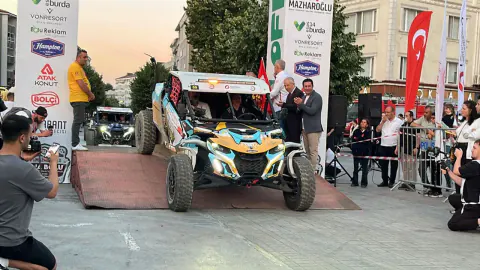 Baja Şampiyonası'nın 3. Ayağı Bolu'da Başladı: 36 Pilot Zorlu Parkura Çıktı