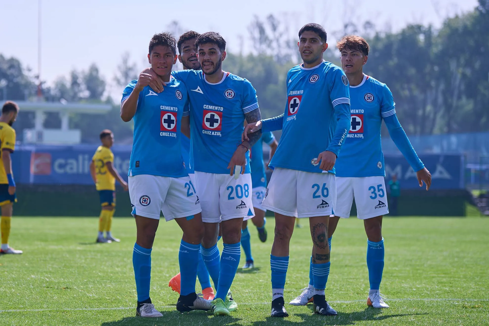 Cruz Azul'da Şampiyonluk Coşkusu: La Máquina Meksika'ya Damga Vurdu Cruz Azul'da Şampiyonluk Coşkusu: La Máquina Meksika'ya Damga Vurdu