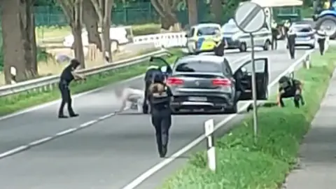 Almanya'da 6 Kişinin Öldürüldüğü Katliamda Yeni Gelişme: Anne ve Vaftiz Anneye Soruşturma