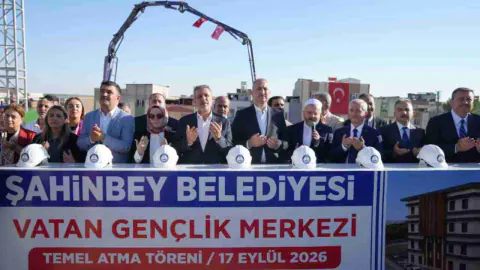 Şahinbey'de Vatan Mahallesi'ne Gençlik Merkezi: Temel Atıldı