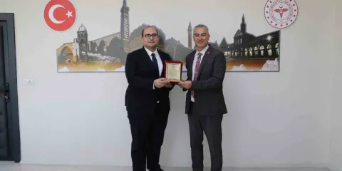Dicle Sağlık Müdürü Uzm. Dr. Fırat Köse Mersin'e Tayin Oldu