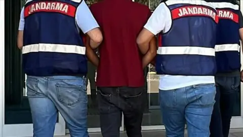 Alanya'da 12 Yaşındaki Çocuğa İstismar Şoku: Zanlı Tutuklandı