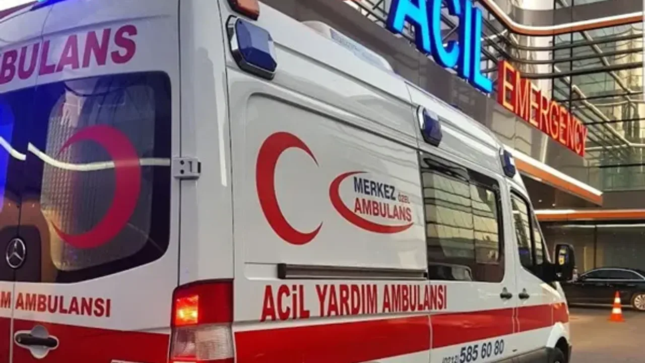 Efeler'de Ambulans Çilesi: Sürücülerin Duyarsızlığı Hayatî Risk Yarattı Efeler'de Ambulans Çilesi: Sürücülerin Duyarsızlığı Hayatî Risk Yarattı