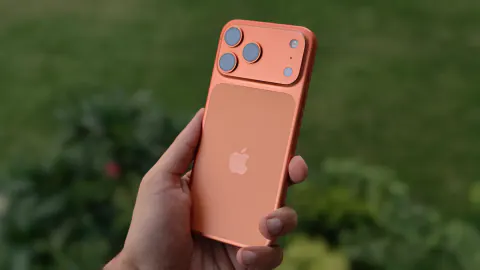 iPhone 17 Pro Max'i bir yıl kılıfsız kullandım: Ceramic Shield 2 gerçekten dayandı mı?