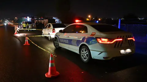 Kırıkkale'de trafik kazasına müdahale eden polis memuru şehit oldu; sürücü tutuklandı