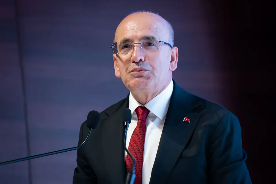 Türk Telekom'da İşletme Hakkı Süreci: Bakan Şimşek'ten Yatırım Mesajı görseli
