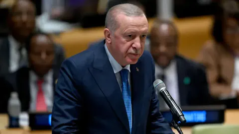 Erdoğan BM İklim Zirvesi'nde uyardı: "Kaybedecek vaktimiz kalmadı" Erdoğan BM İklim Zirvesi'nde uyardı: "Kaybedecek vaktimiz kalmadı"