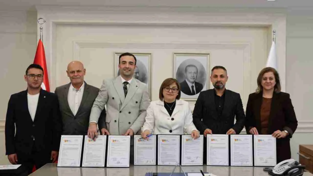 Gaziantep ExpoSport 2027 Spor Fuarı için imzalar atıldı Gaziantep ExpoSport 2027 Spor Fuarı için imzalar atıldı