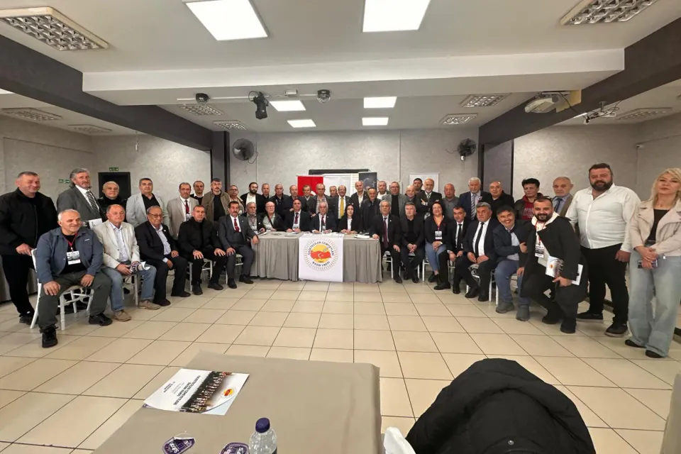 MHP Kemer İlçe Kongresi Tamamlandı: Mehmet Altınkaynak Yeniden Seçildi görseli
