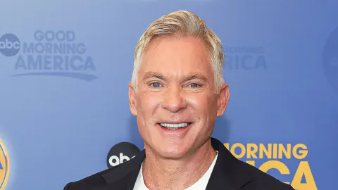 GMA Sunucusu Sam Champion'in Gençlik Fotoğrafı Sosyal Medyada Gündem Oldu